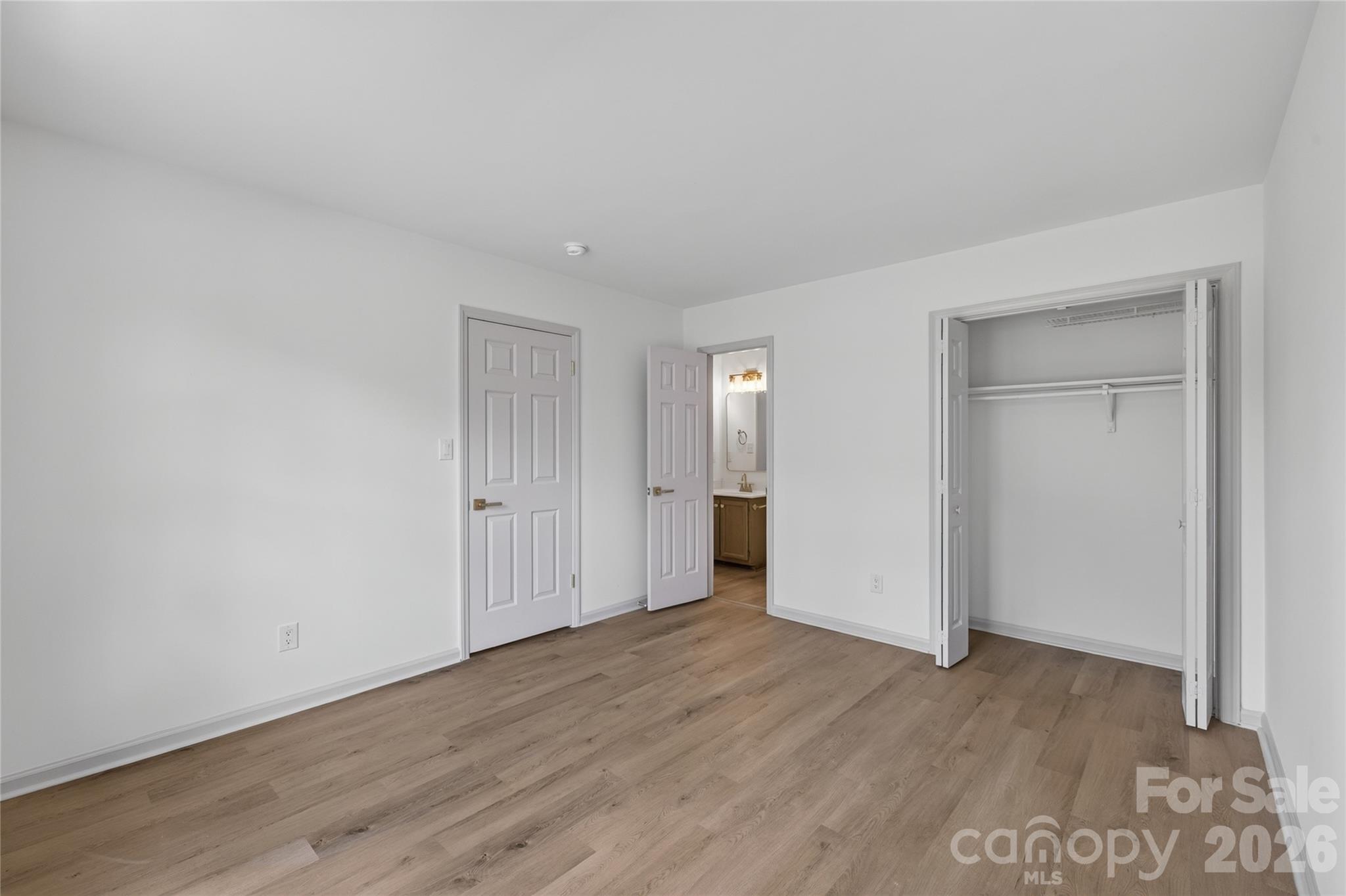 8314 Chippenham Lane — Charlotte