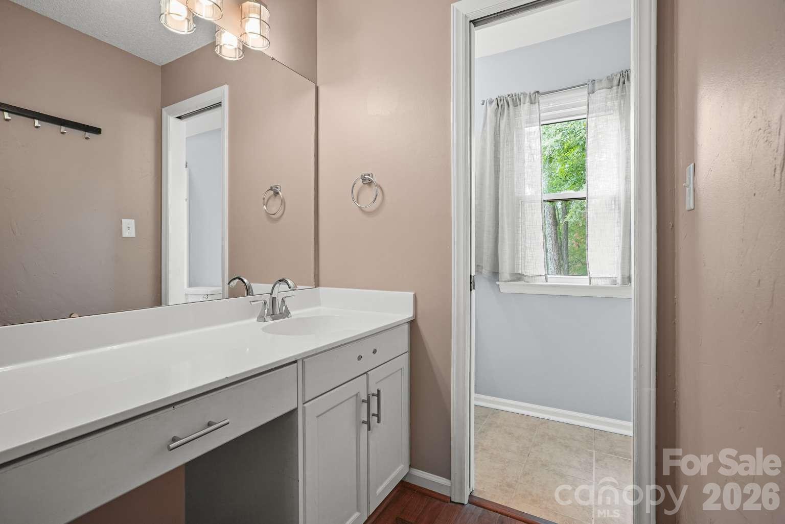 612 Grays Creek Lane — Charlotte