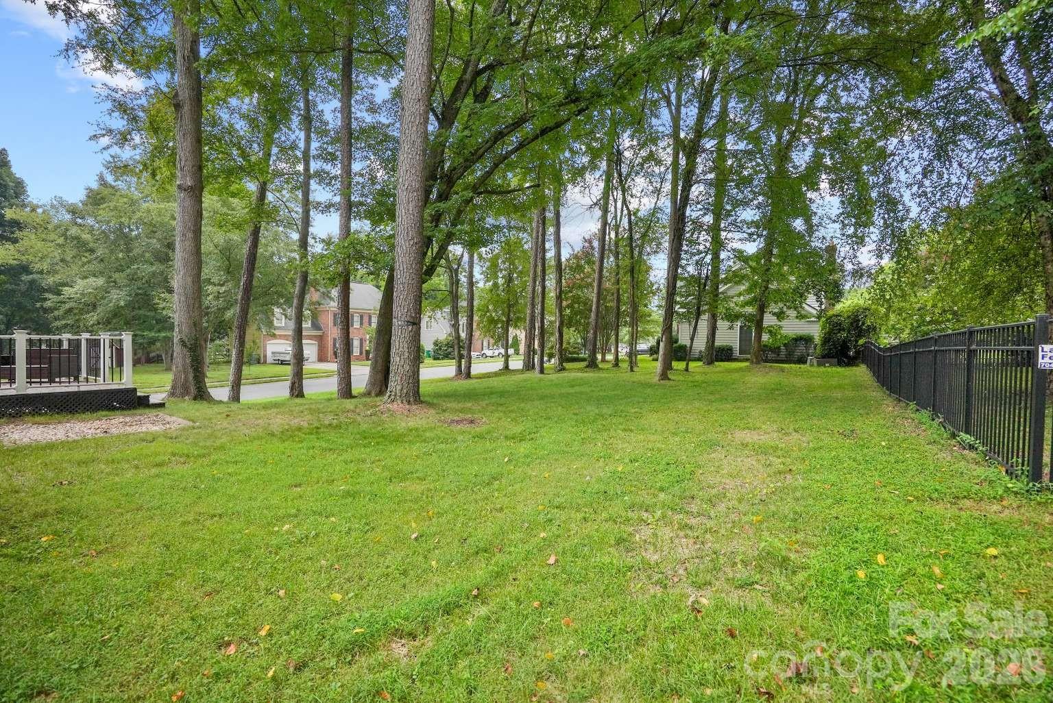 612 Grays Creek Lane — Charlotte