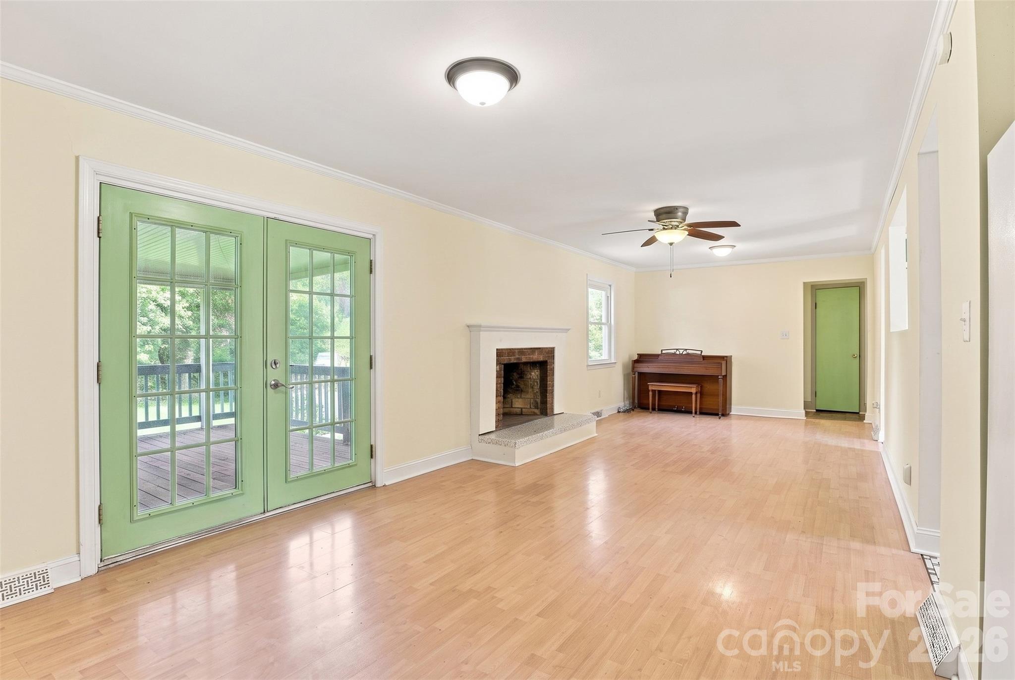 9716 Sunway Drive — Charlotte
