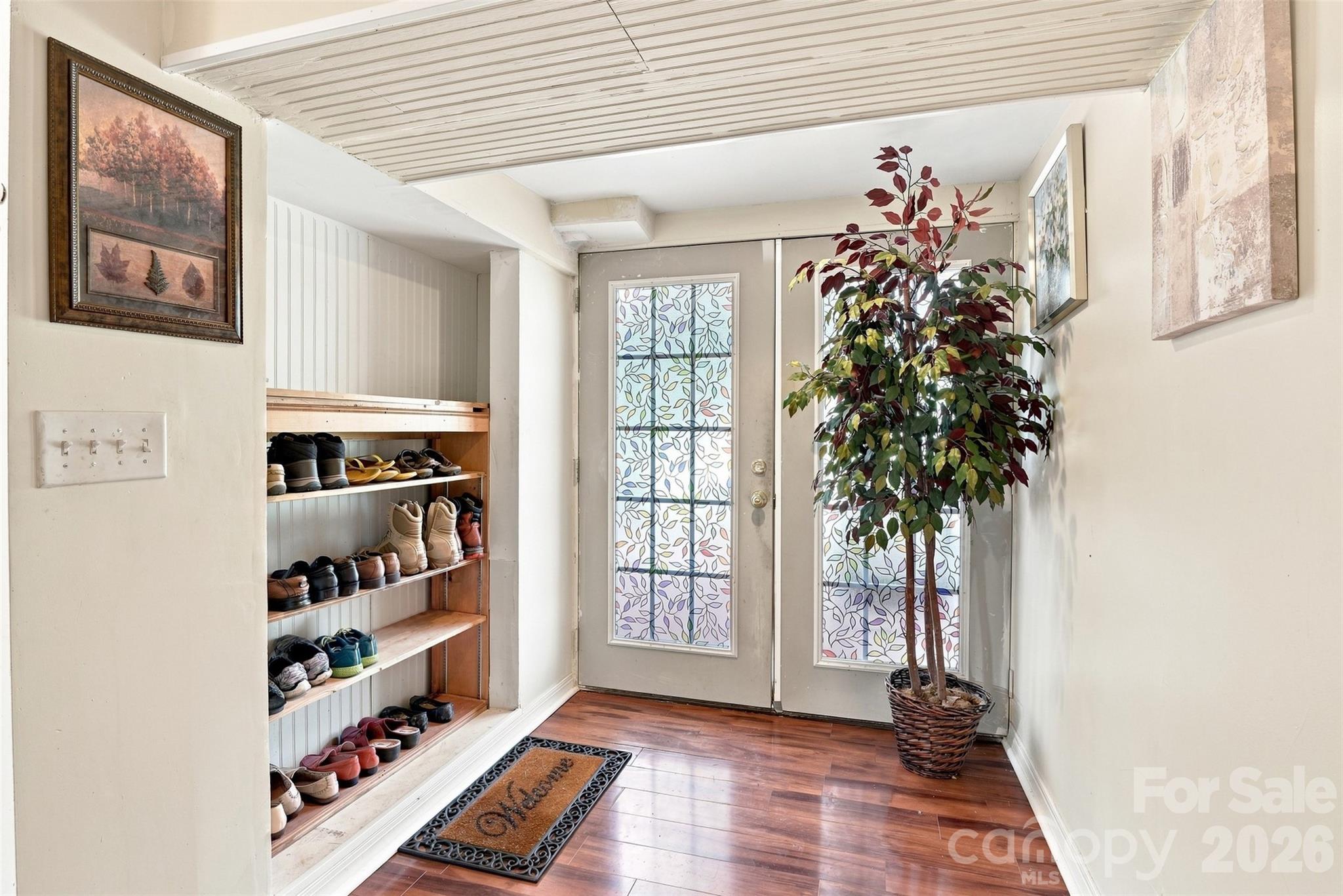 9716 Sunway Drive — Charlotte