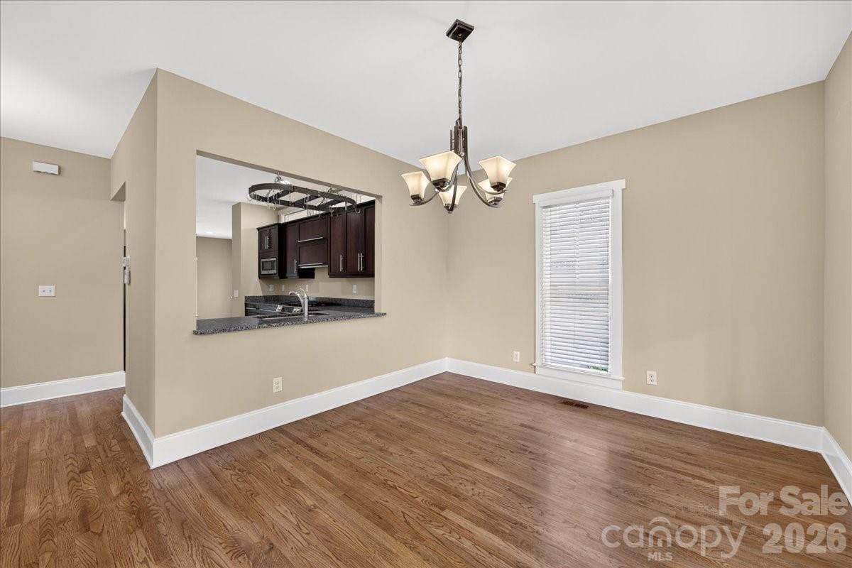 729 Charles Avenue — Charlotte