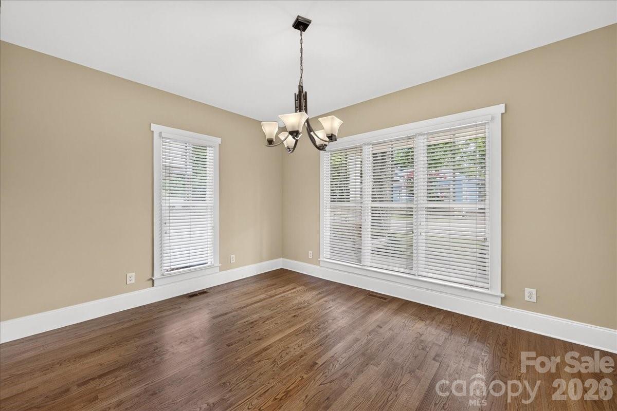 729 Charles Avenue — Charlotte