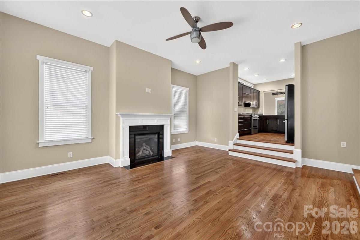 729 Charles Avenue — Charlotte