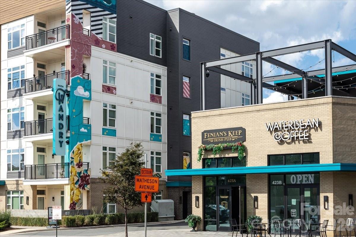 729 Charles Avenue — Charlotte