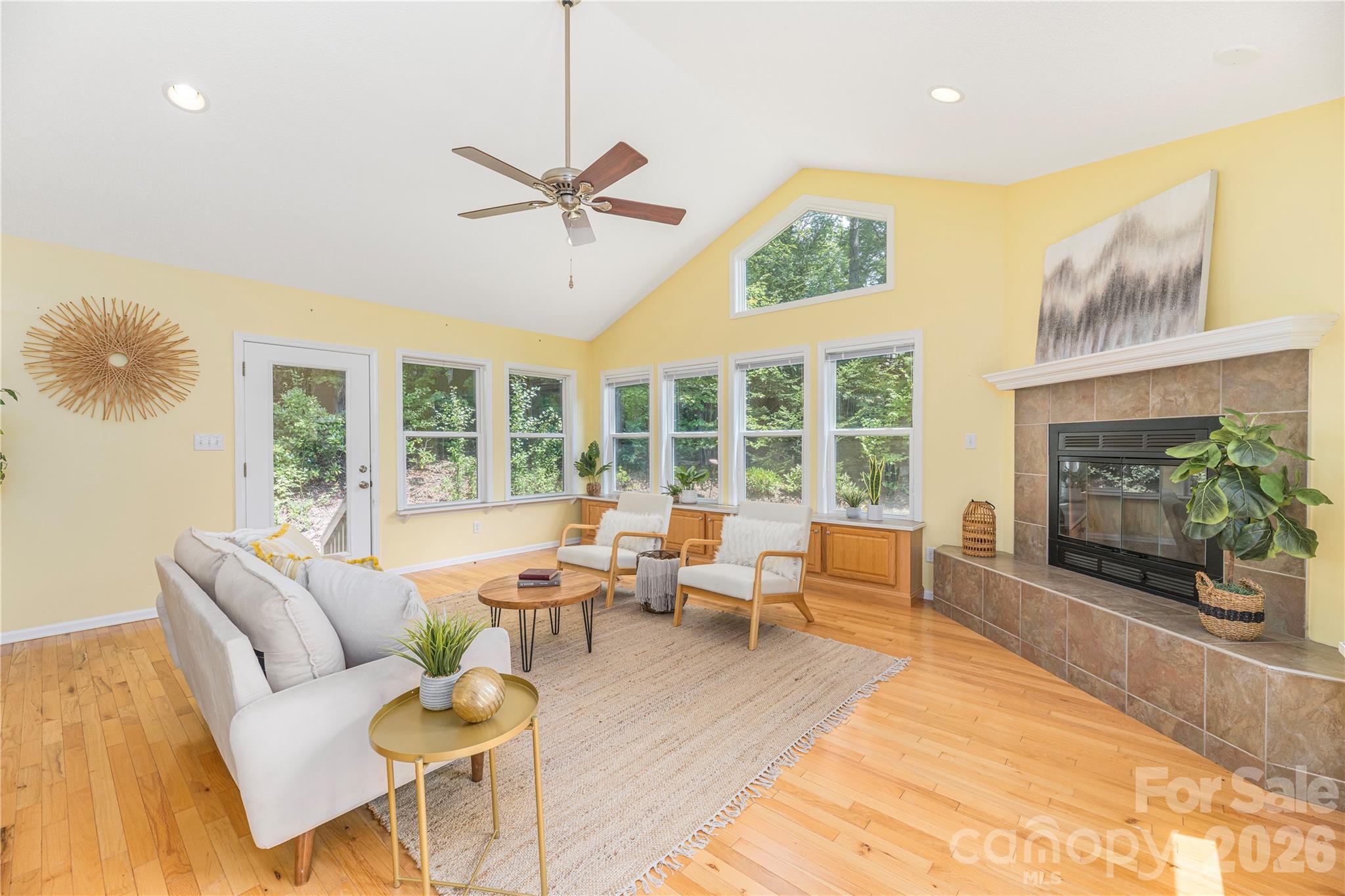 207 Christina Court — Asheville