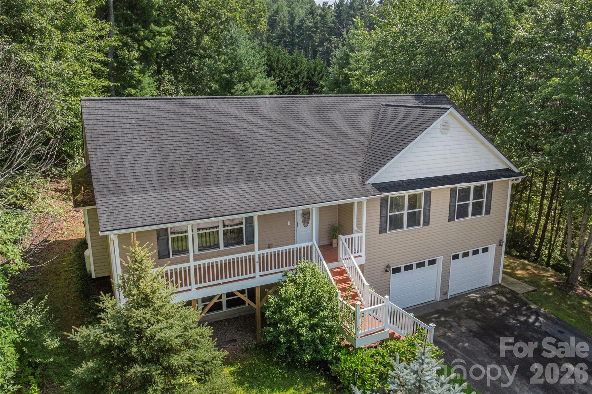 207 Christina Court — Asheville