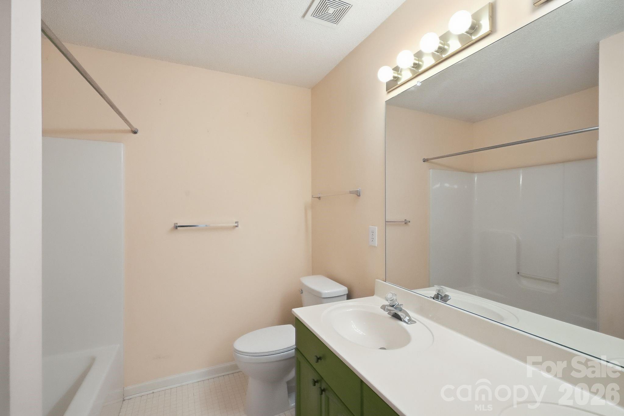 636 Emerald Cove Drive — Charlotte