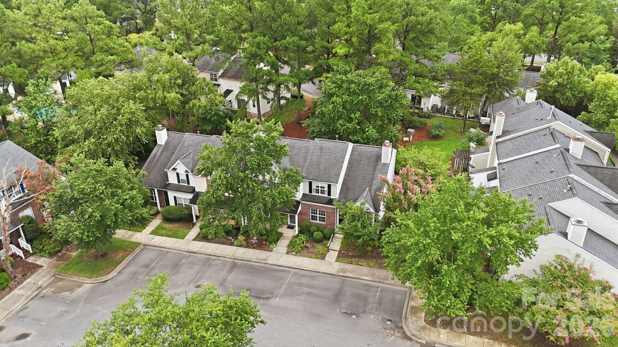 636 Emerald Cove Drive — Charlotte