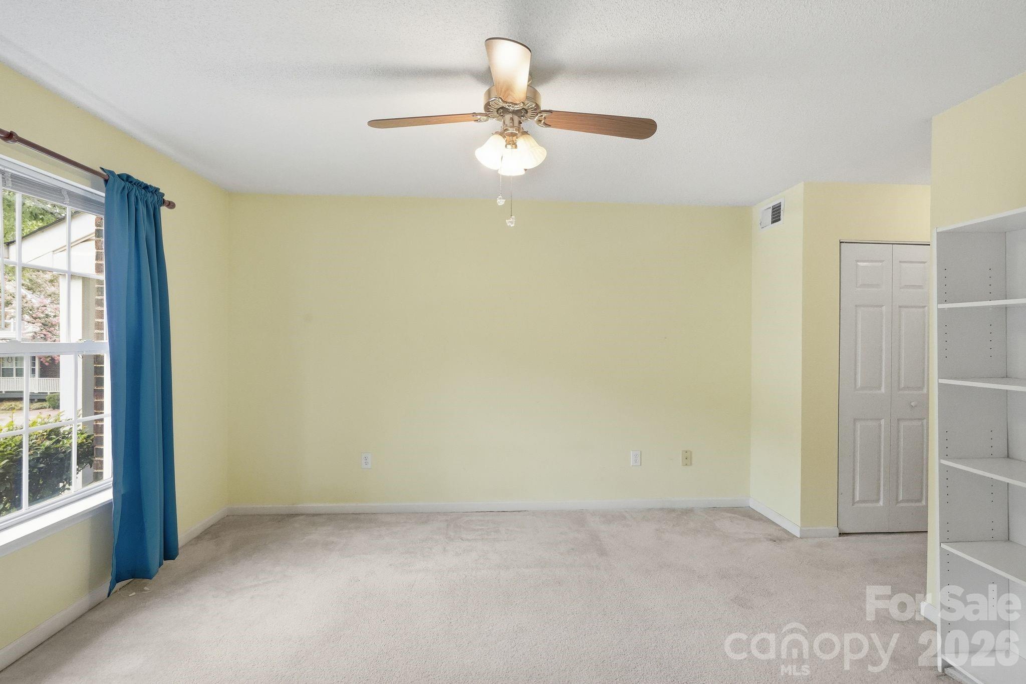 636 Emerald Cove Drive — Charlotte