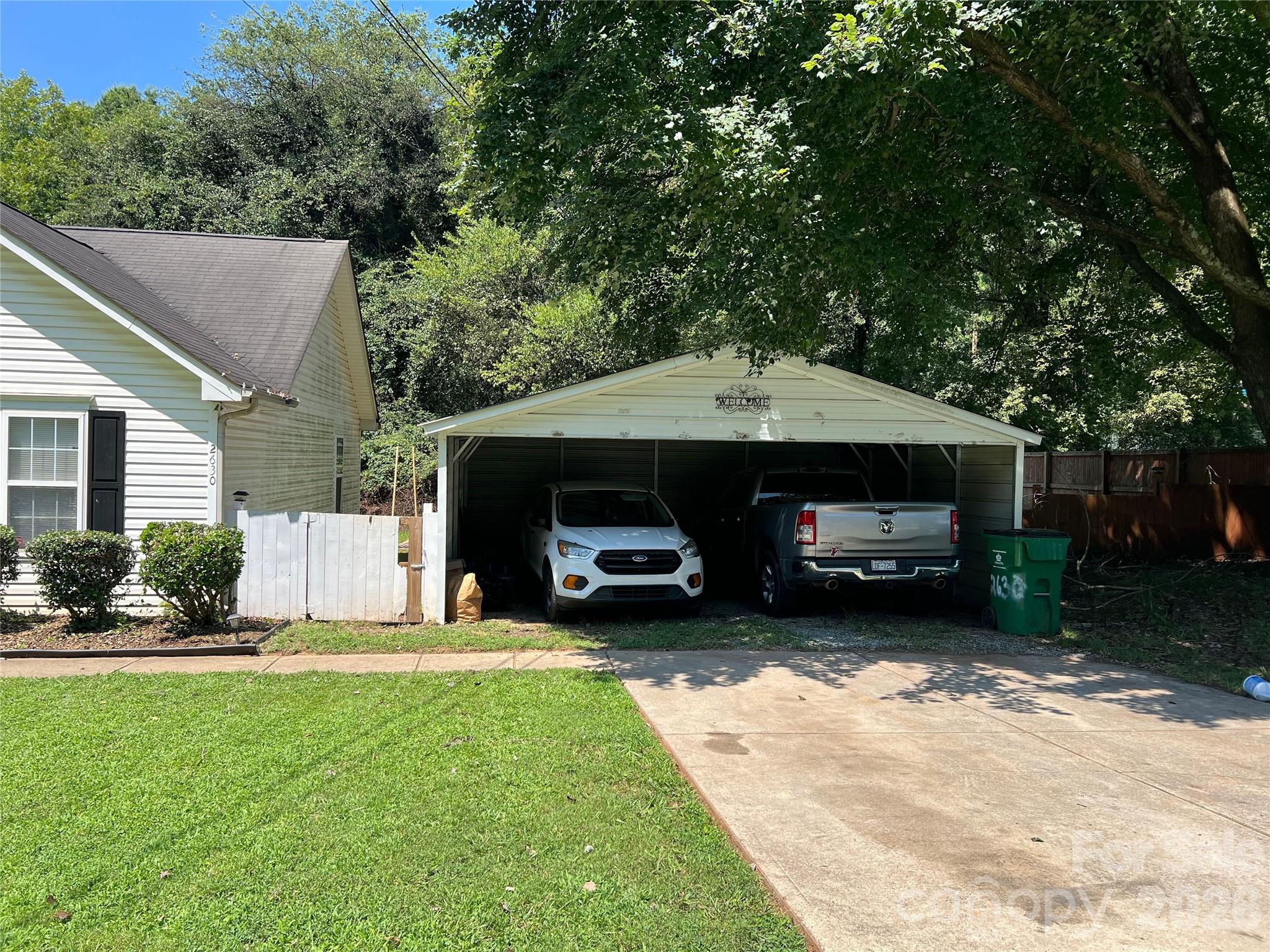 2630 Larry Drive — Charlotte