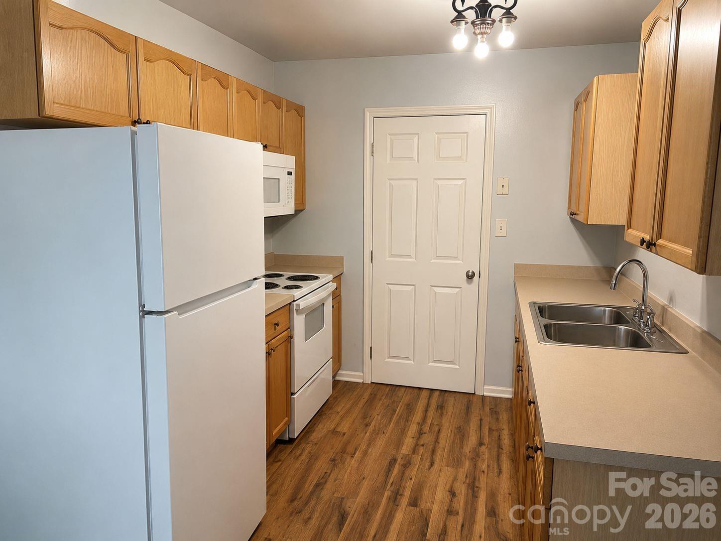 2630 Larry Drive — Charlotte