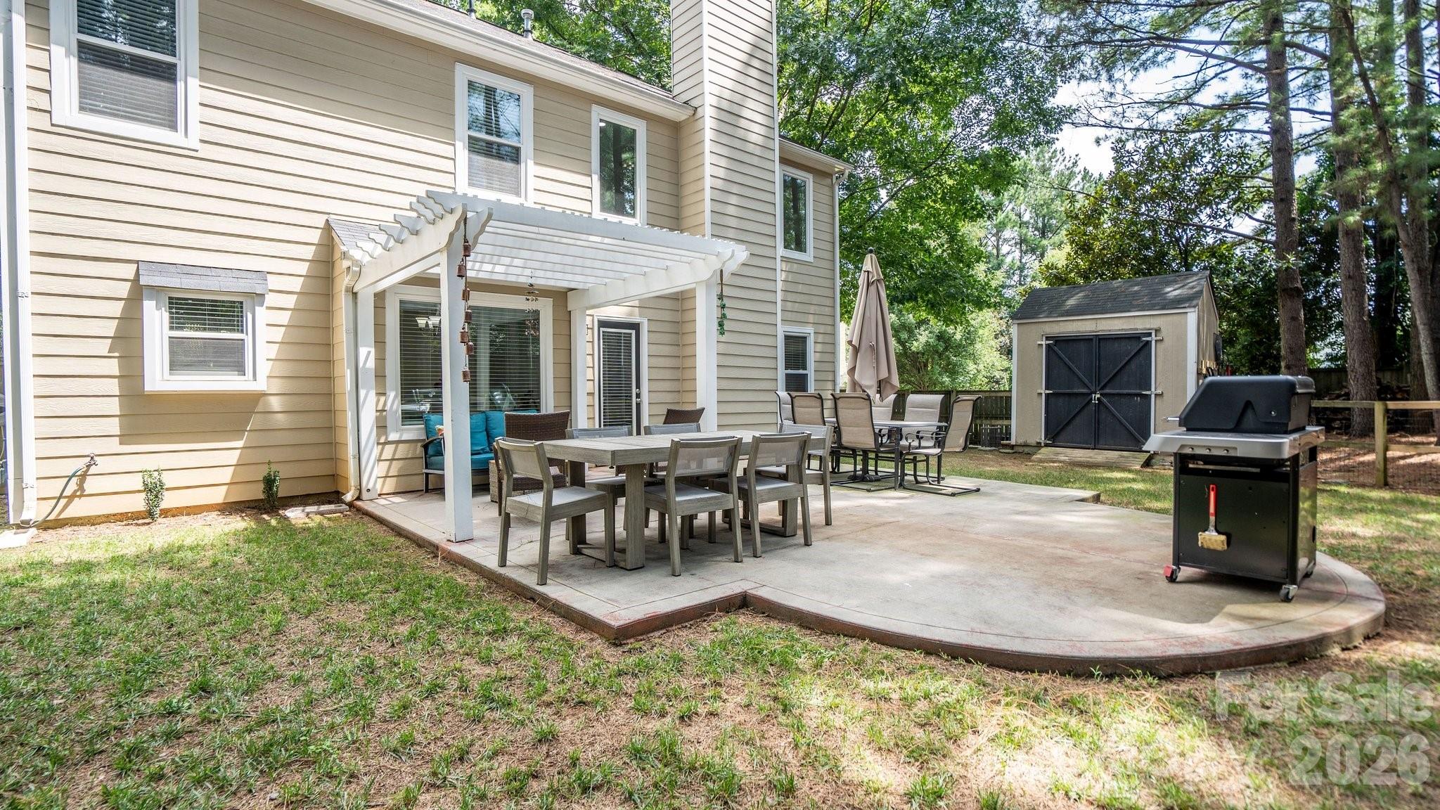 7602 Wynstone Circle — Huntersville