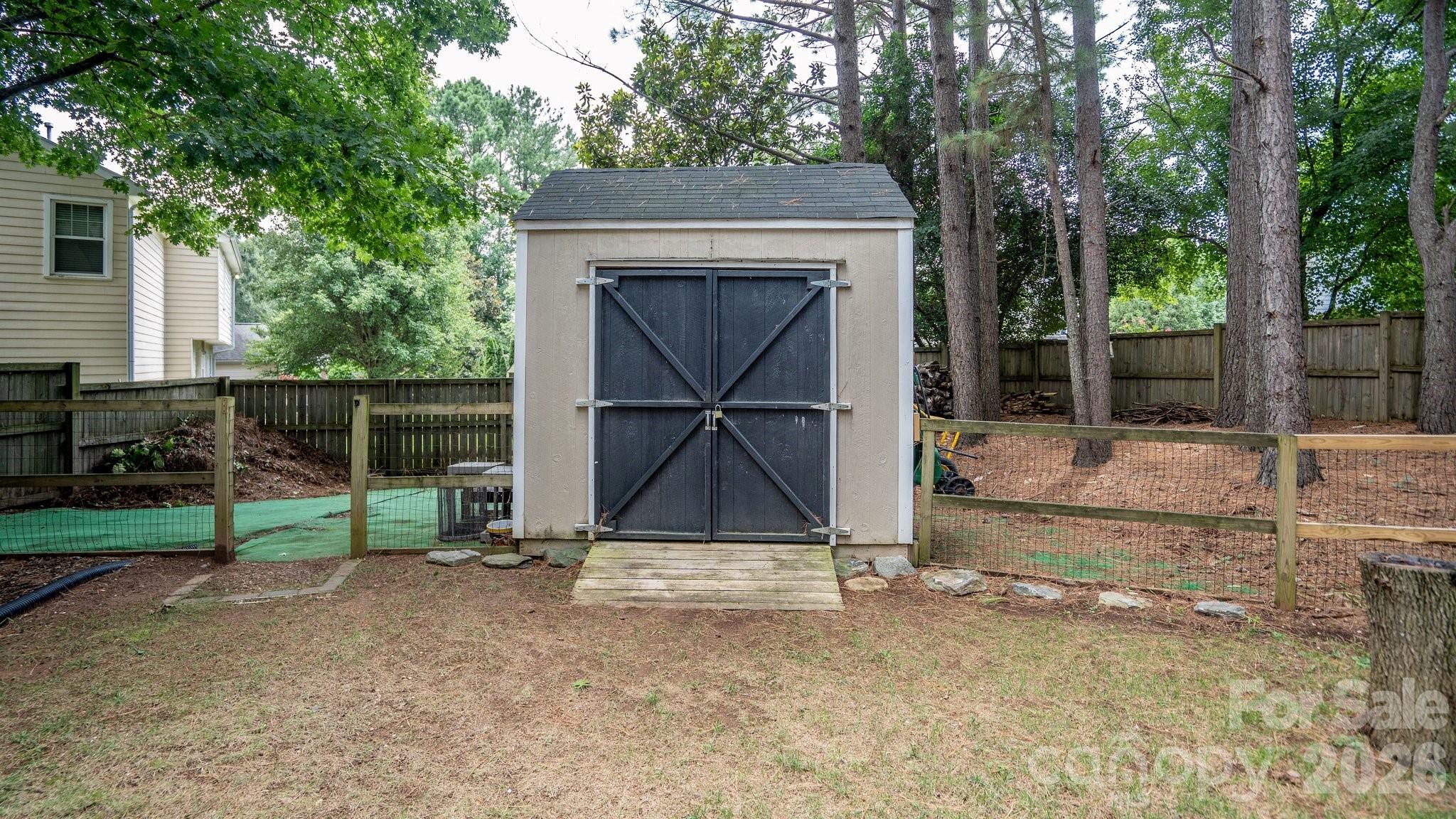 7602 Wynstone Circle — Huntersville