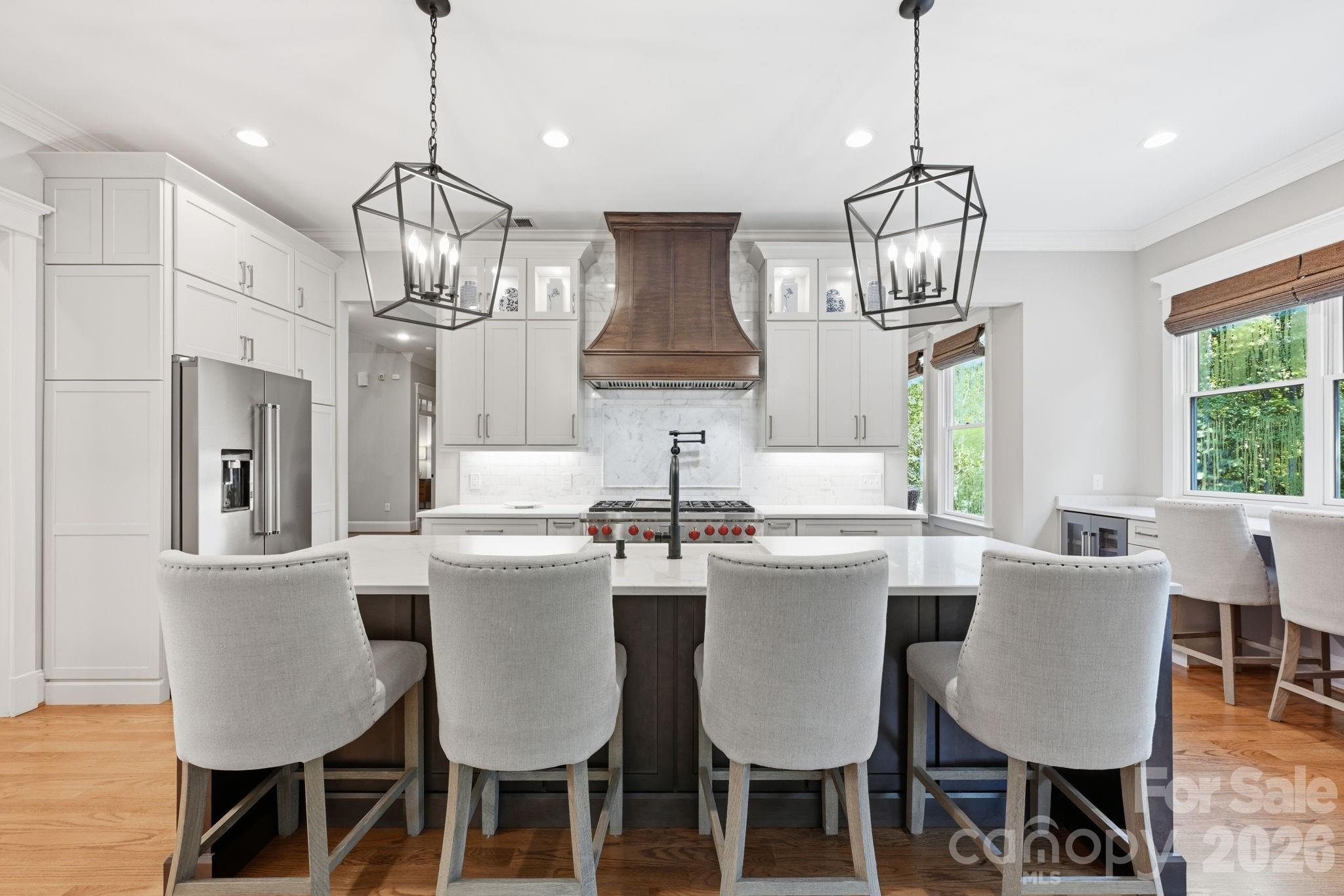 121 E Callicutt Trail — Mooresville