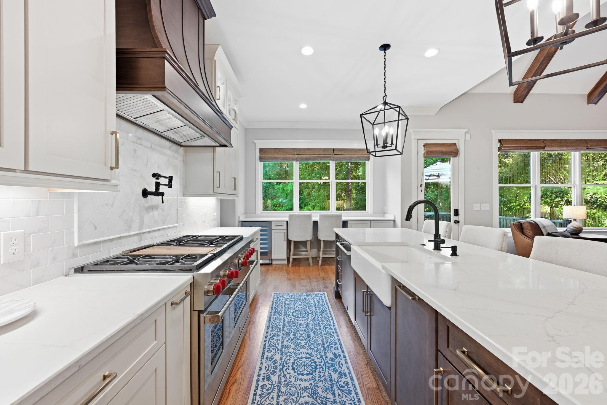 121 E Callicutt Trail — Mooresville