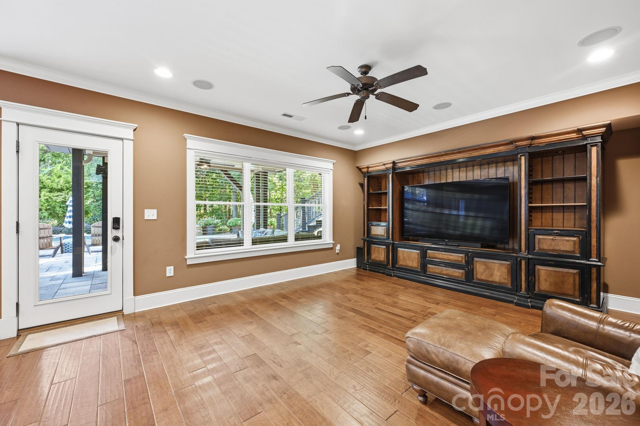 121 E Callicutt Trail — Mooresville