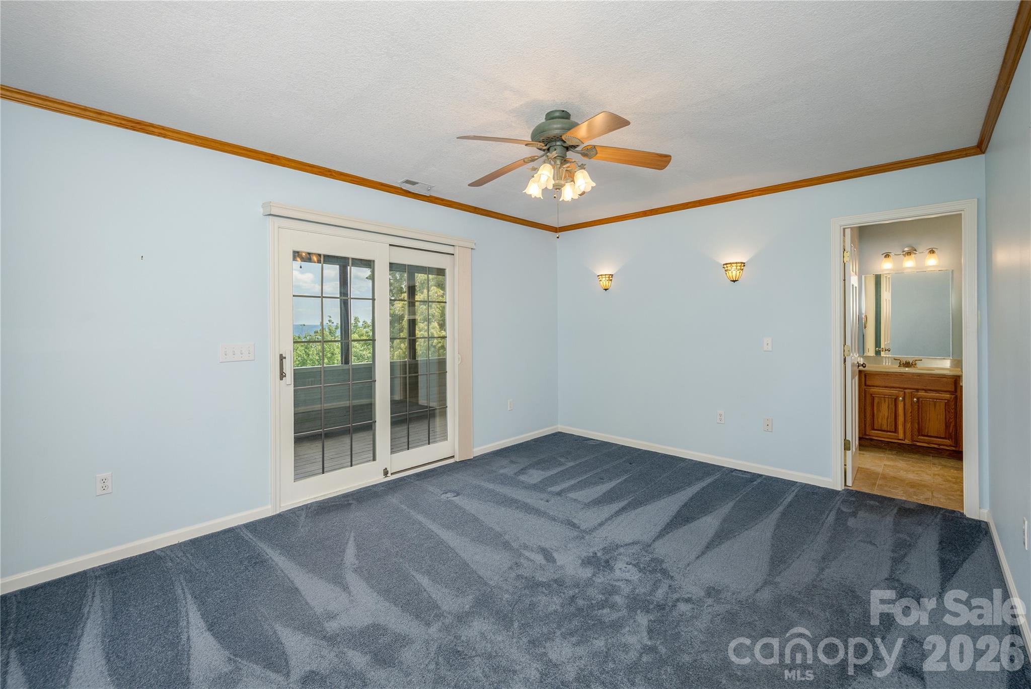 131 N Forge Crest Drive — Mills River