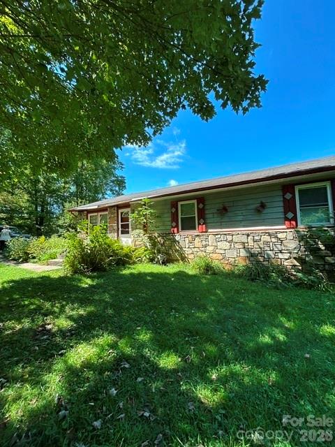 107 Flat Creek Drive — Lake Toxaway
