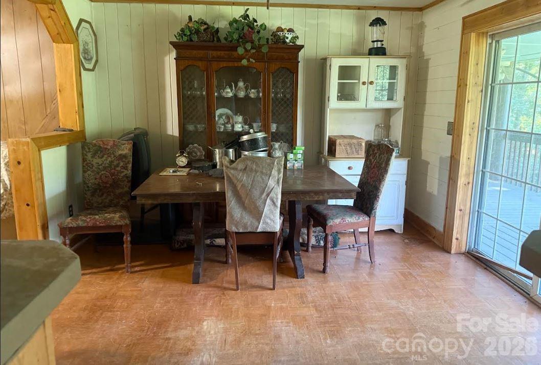 107 Flat Creek Drive — Lake Toxaway
