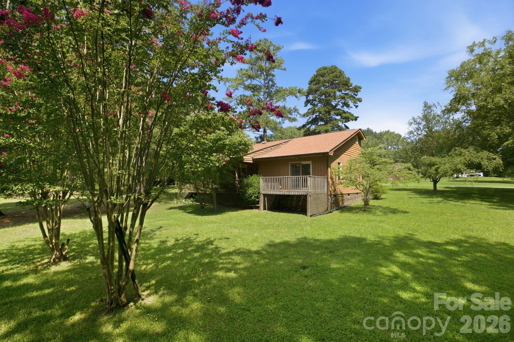 8016 Hedrick Circle — Huntersville