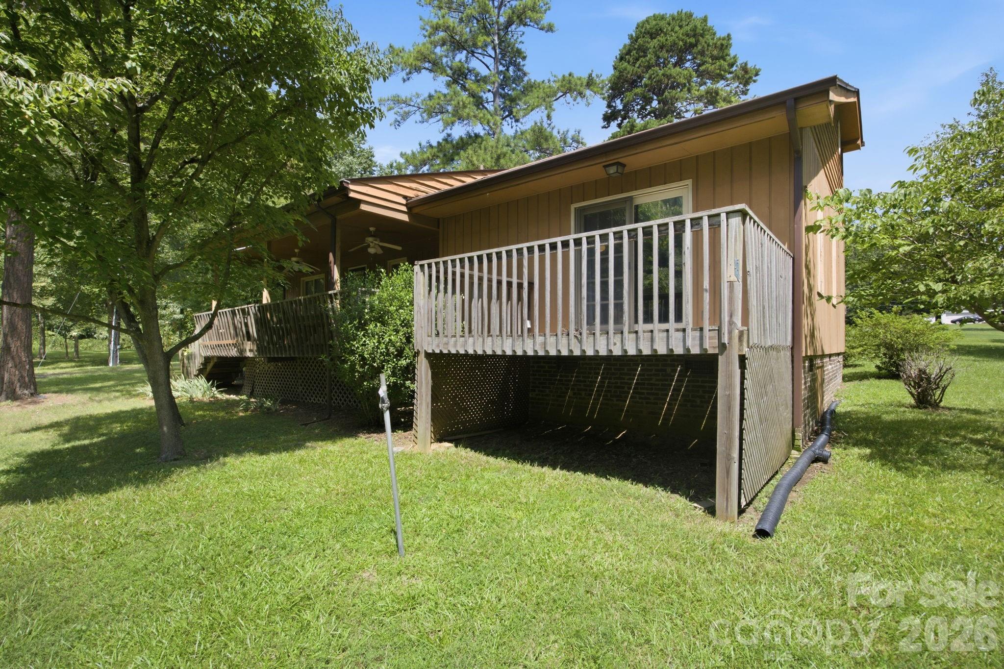 8016 Hedrick Circle — Huntersville