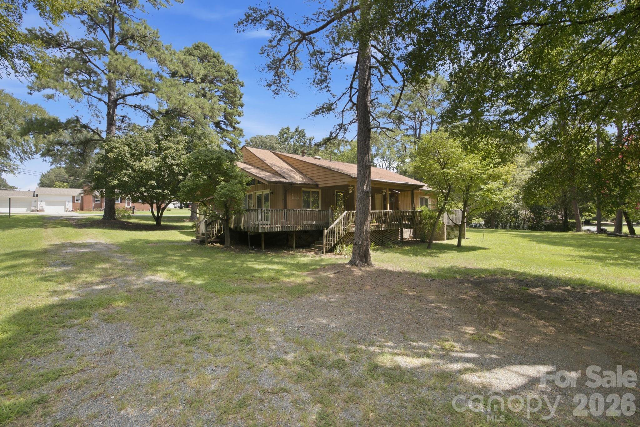 8016 Hedrick Circle — Huntersville