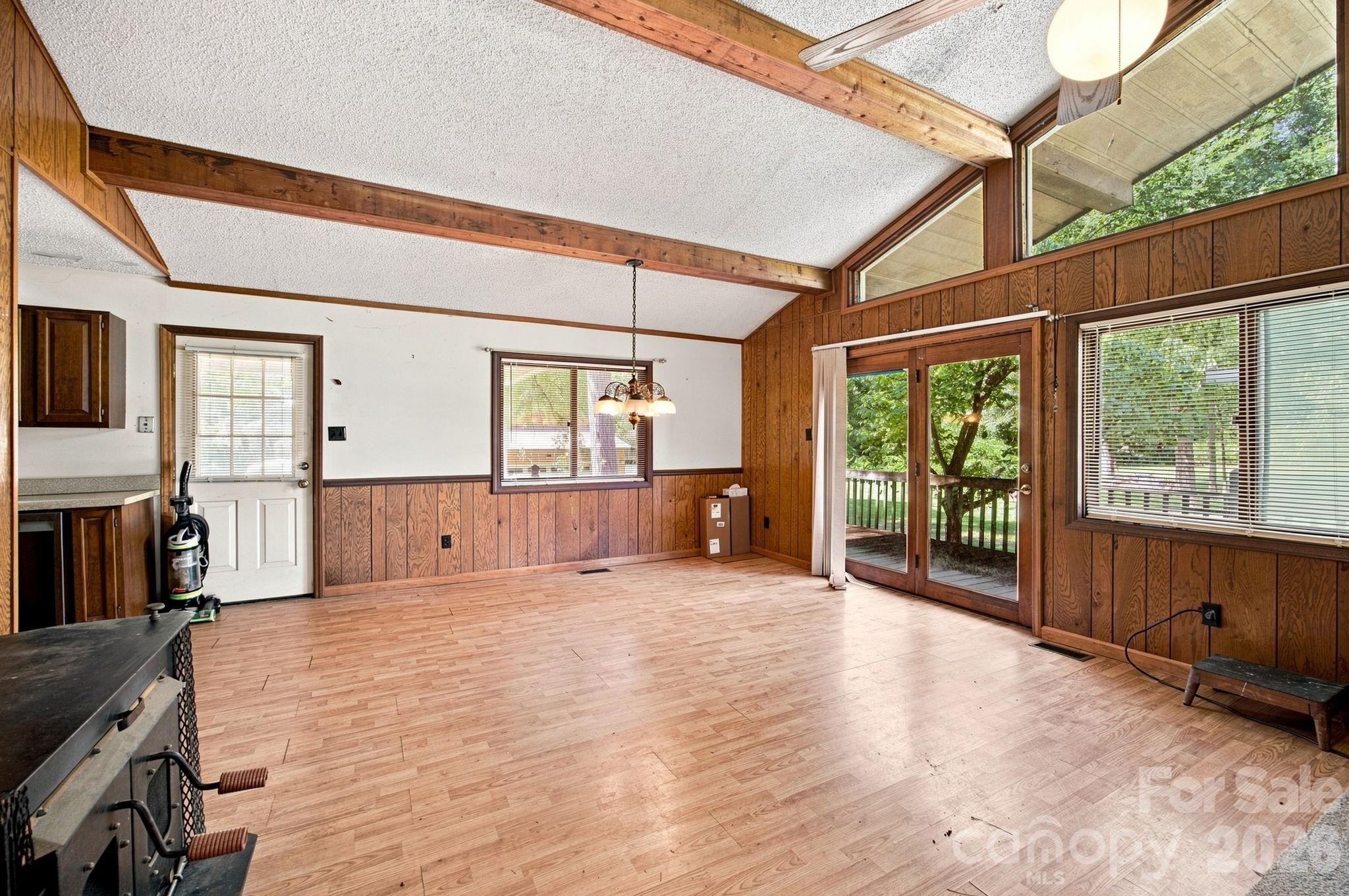 8016 Hedrick Circle — Huntersville
