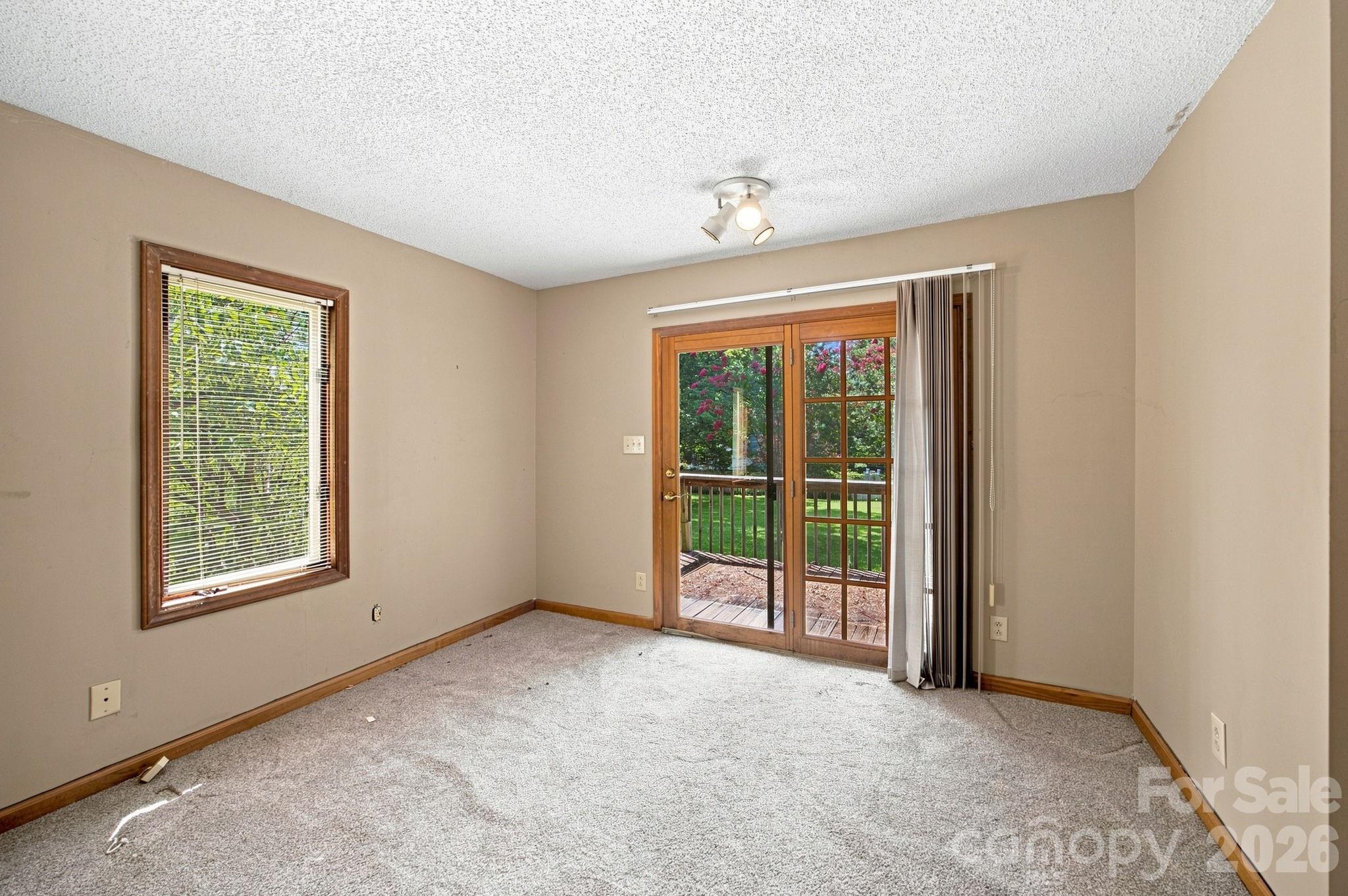 8016 Hedrick Circle — Huntersville