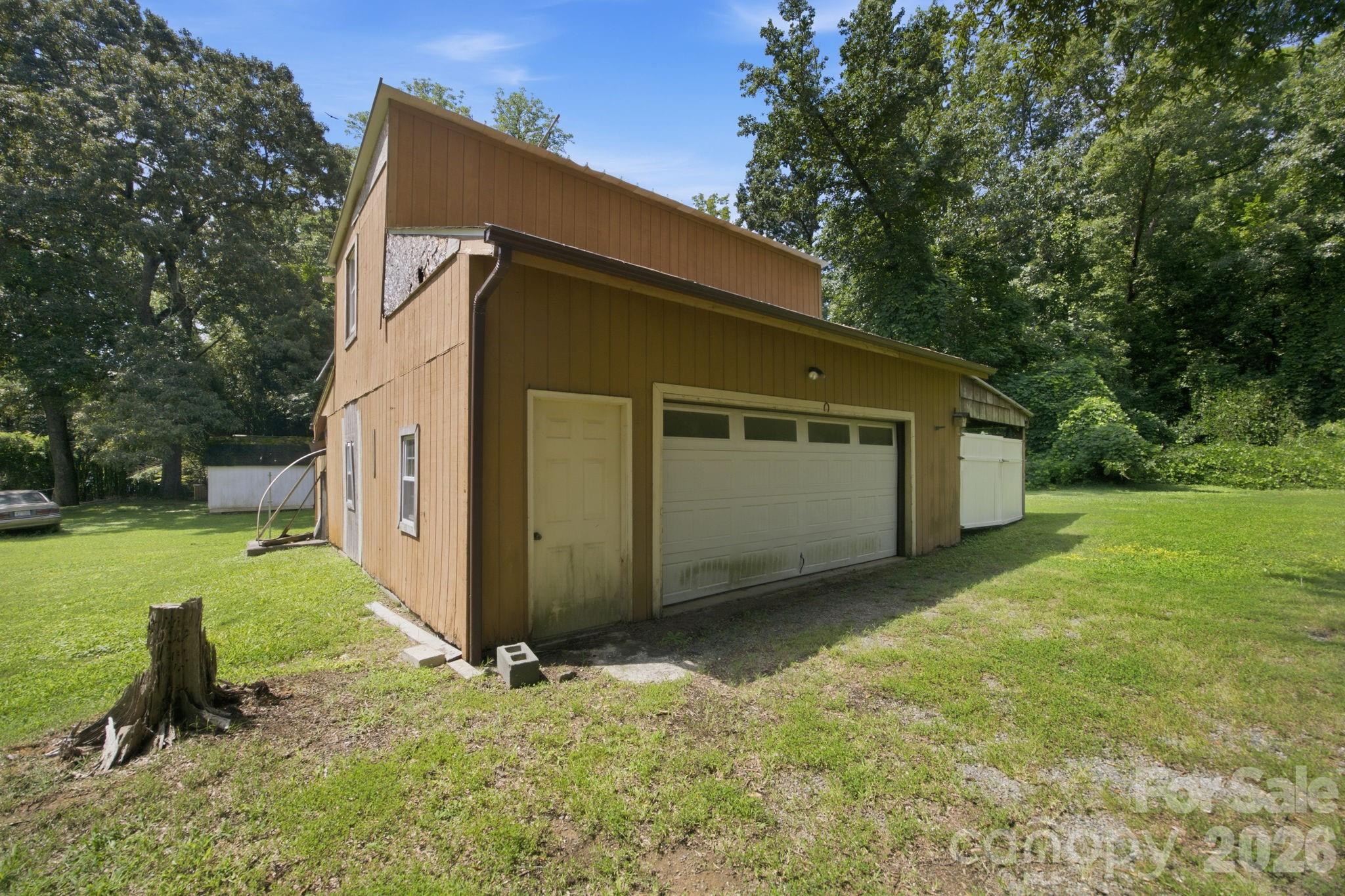 8016 Hedrick Circle — Huntersville