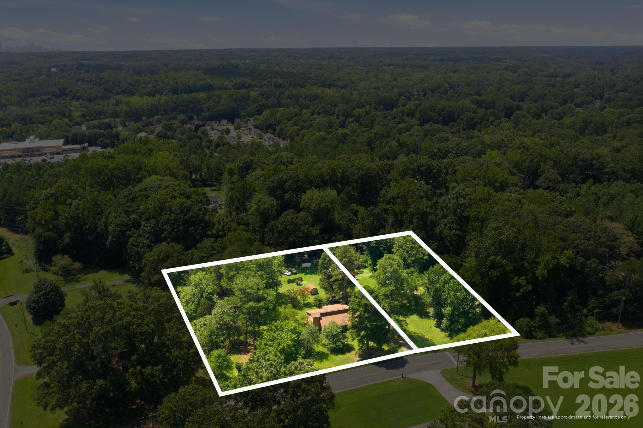 8016 Hedrick Circle — Huntersville