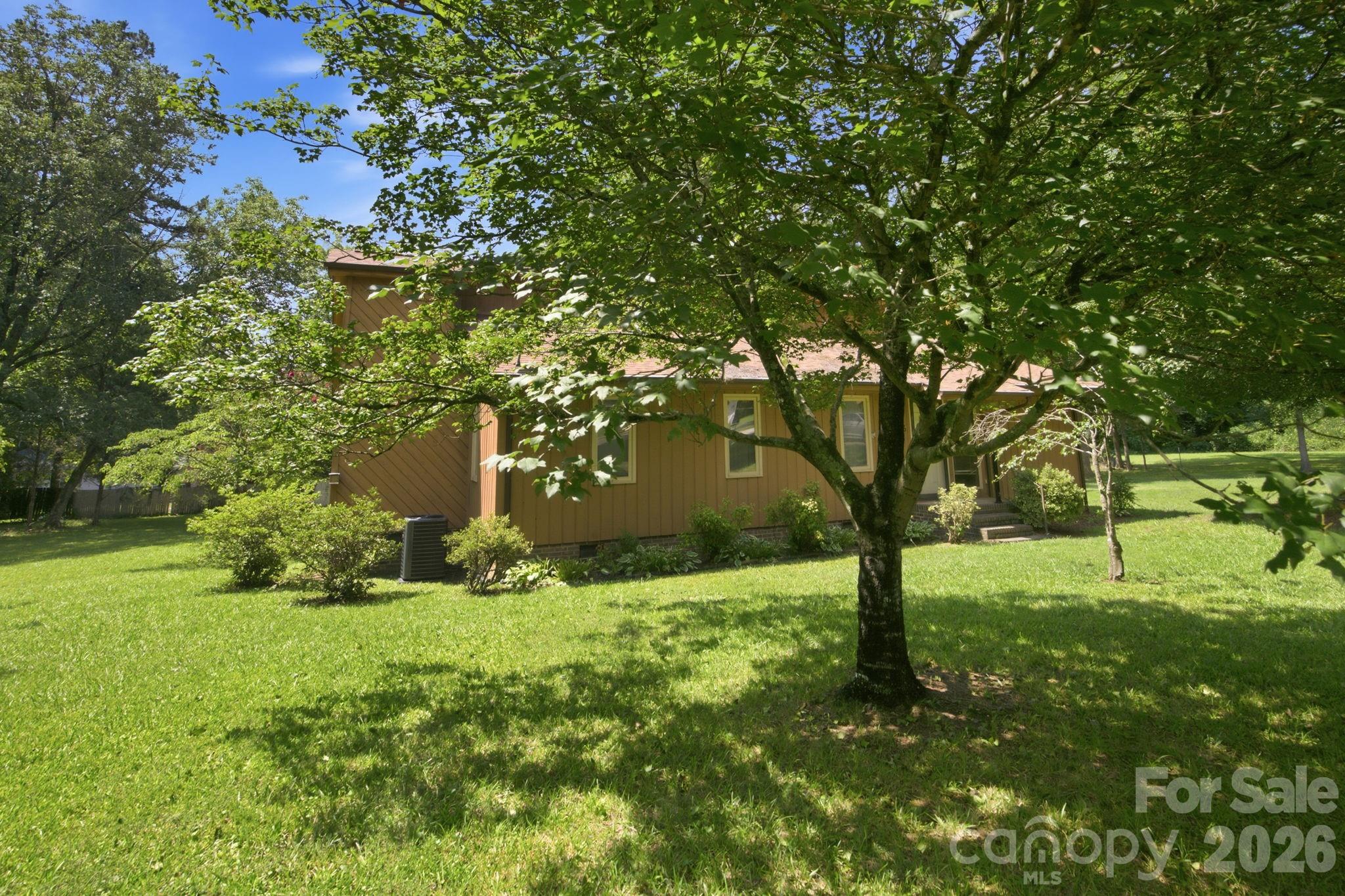 8016 Hedrick Circle — Huntersville