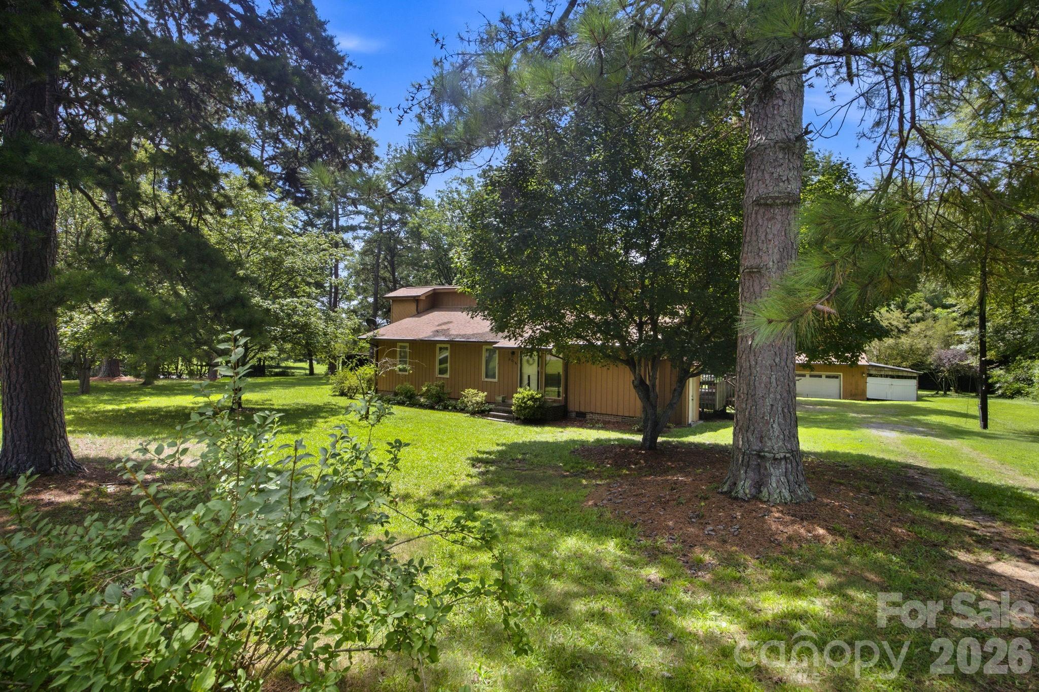 8016 Hedrick Circle — Huntersville