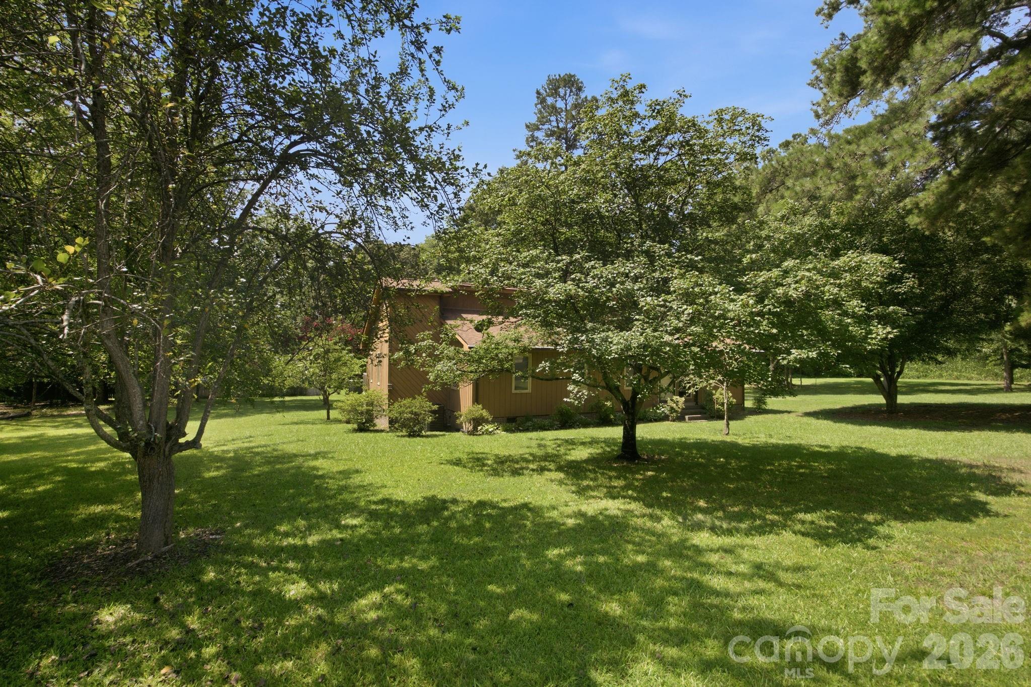 8016 Hedrick Circle — Huntersville