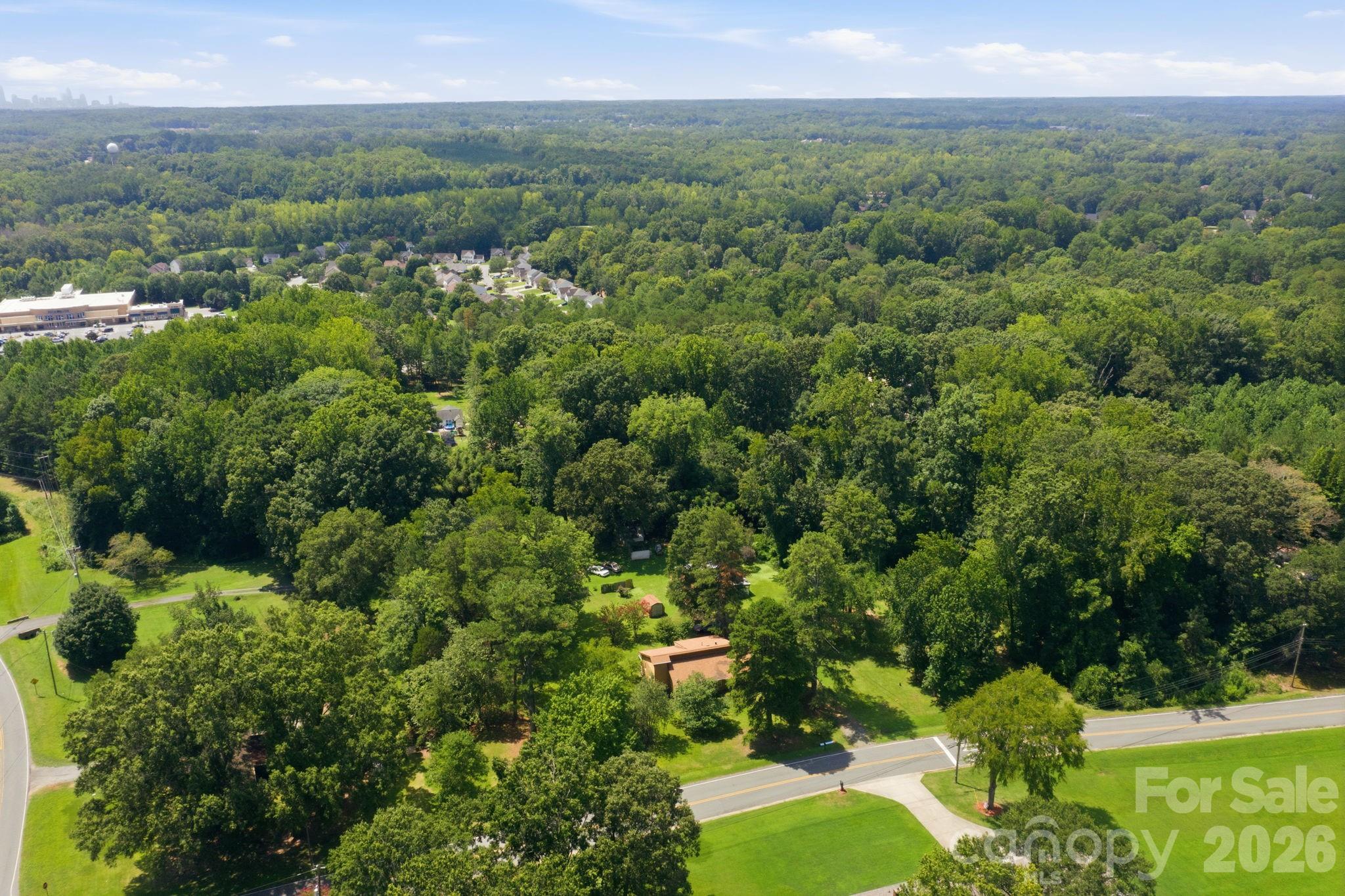 8016 Hedrick Circle — Huntersville