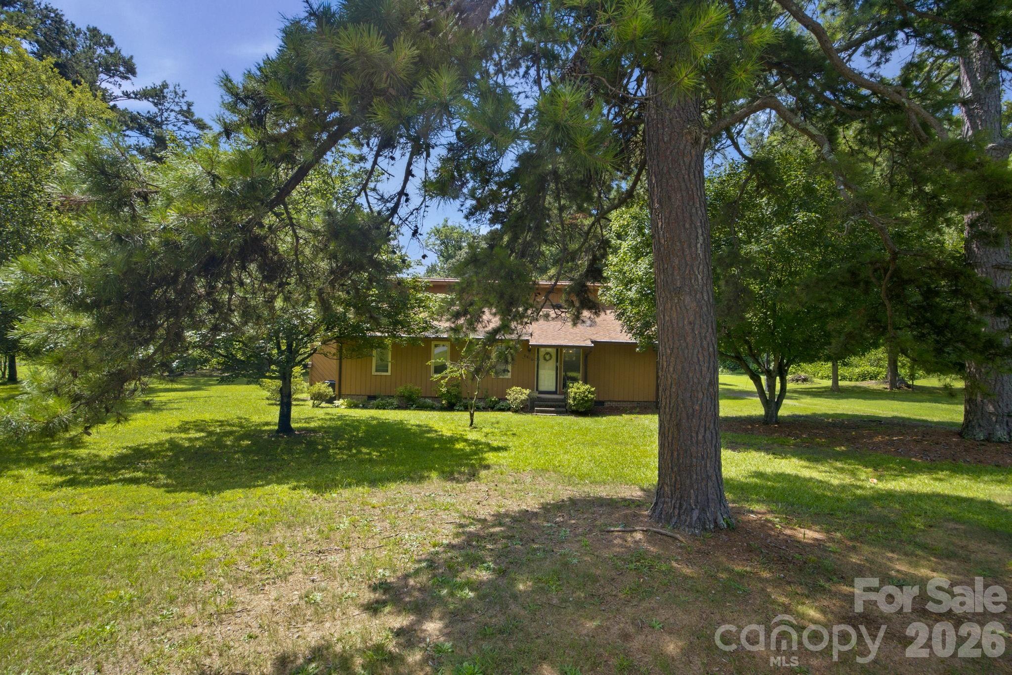 8016 Hedrick Circle — Huntersville