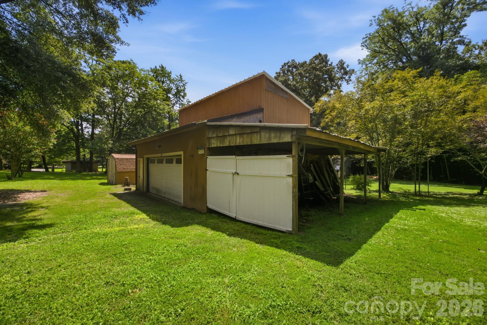 8016 Hedrick Circle — Huntersville