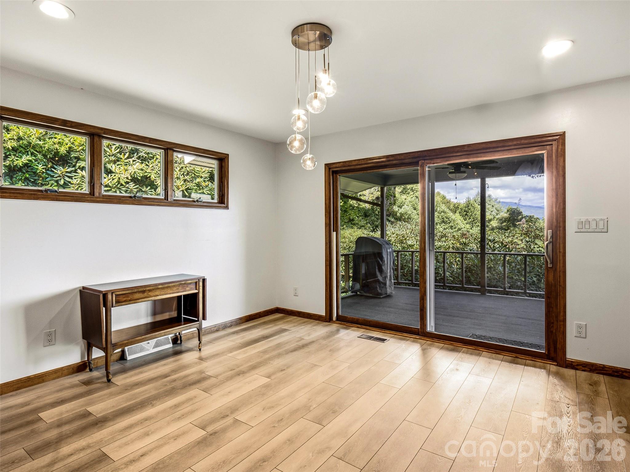 252 Middlemount Road — Pisgah Forest