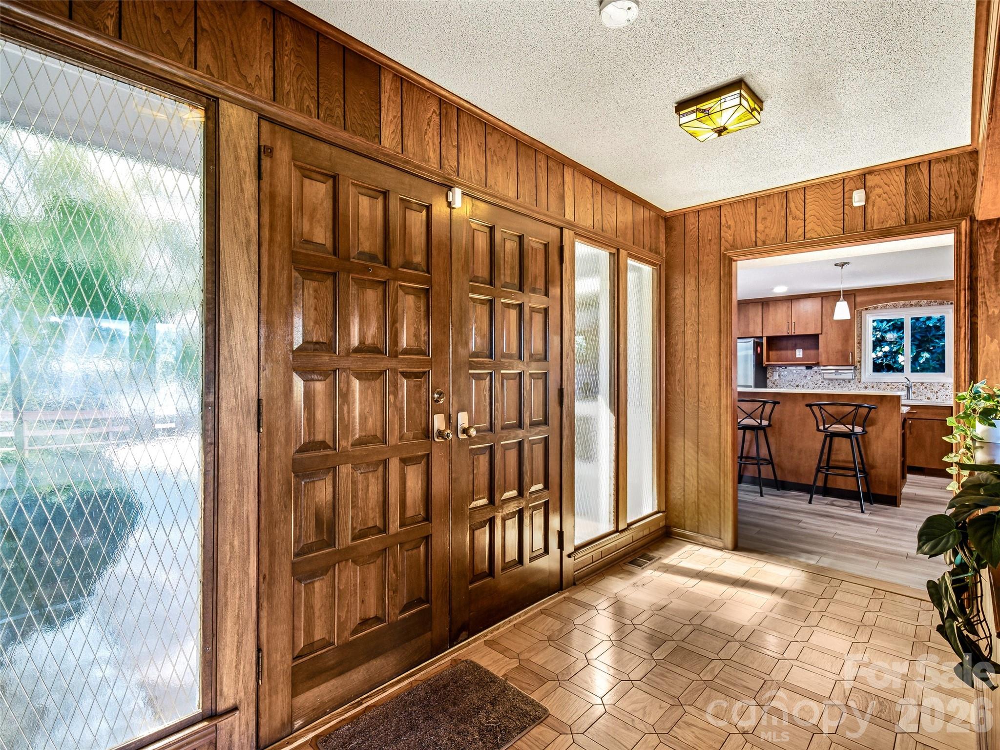 252 Middlemount Road — Pisgah Forest