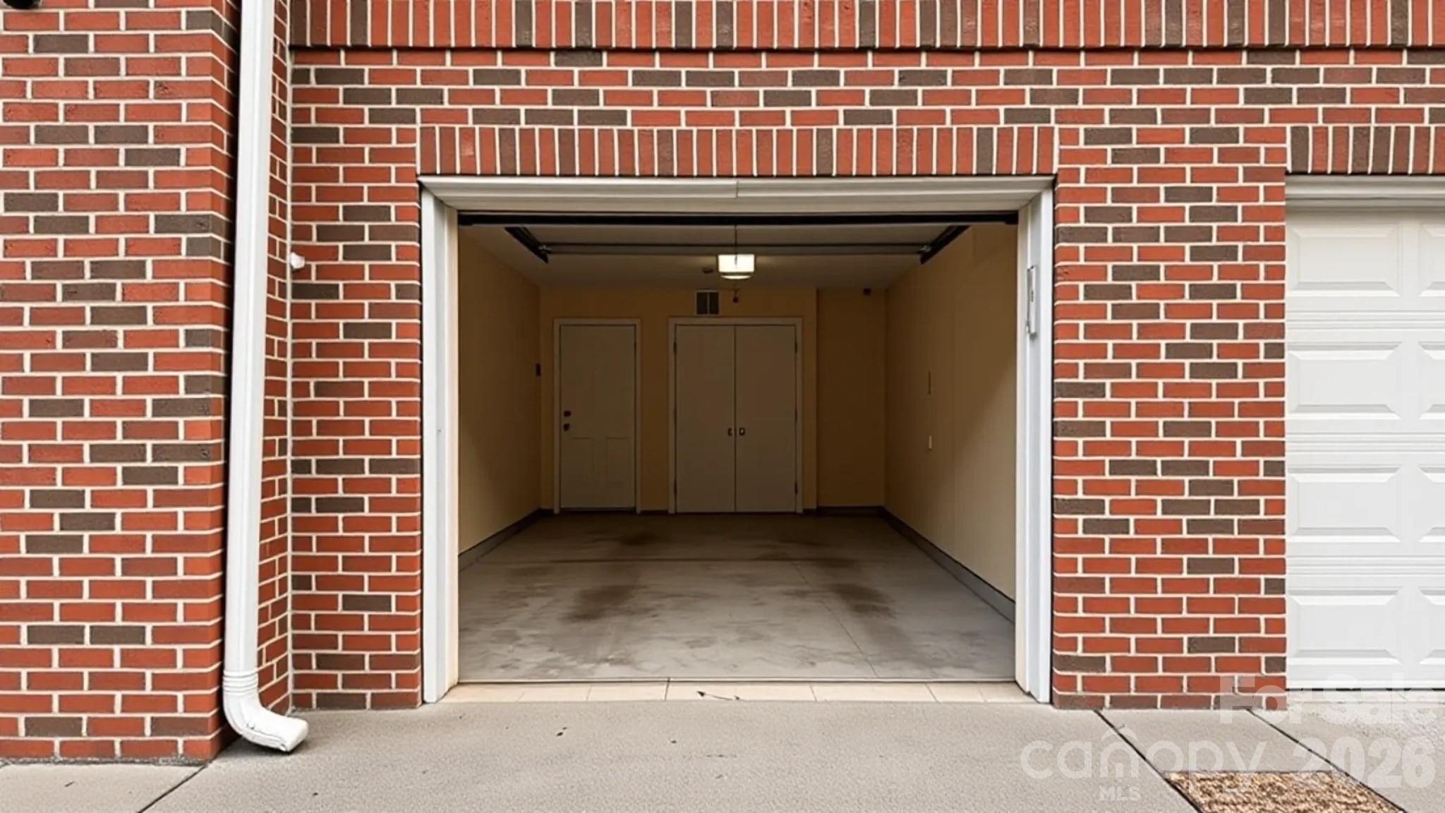 6419 Park Pond Drive — Charlotte