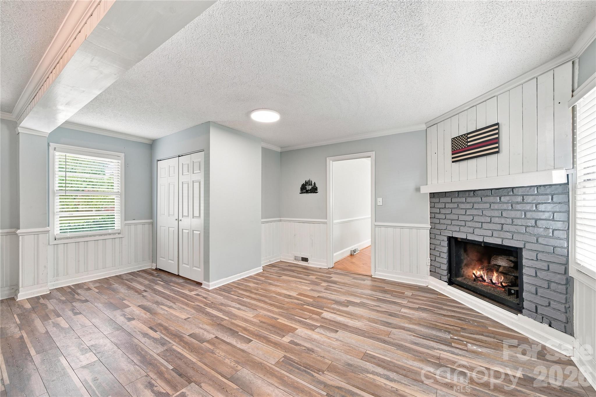 6142 King George Drive — Charlotte