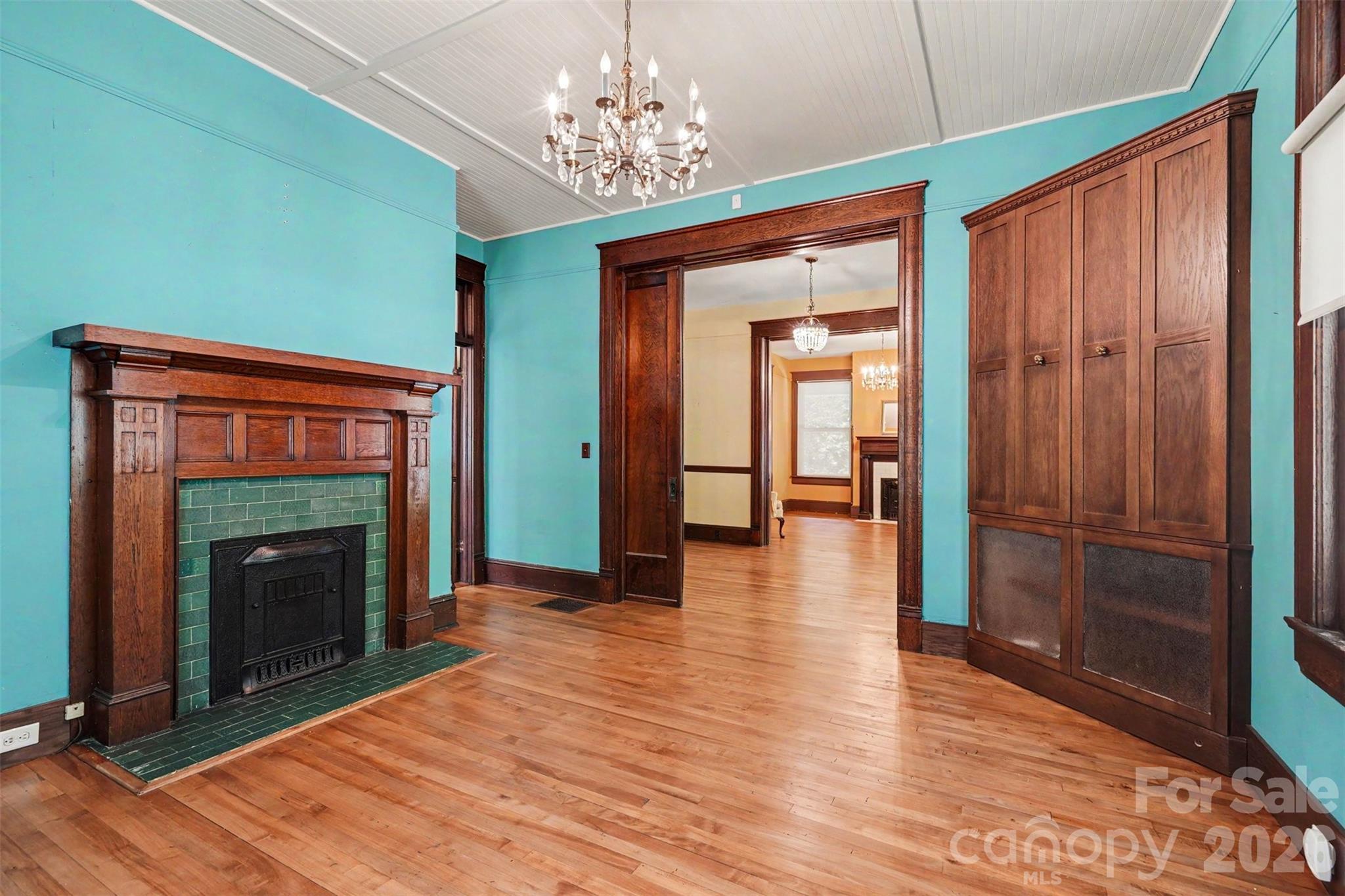 810 E Franklin Street — Monroe