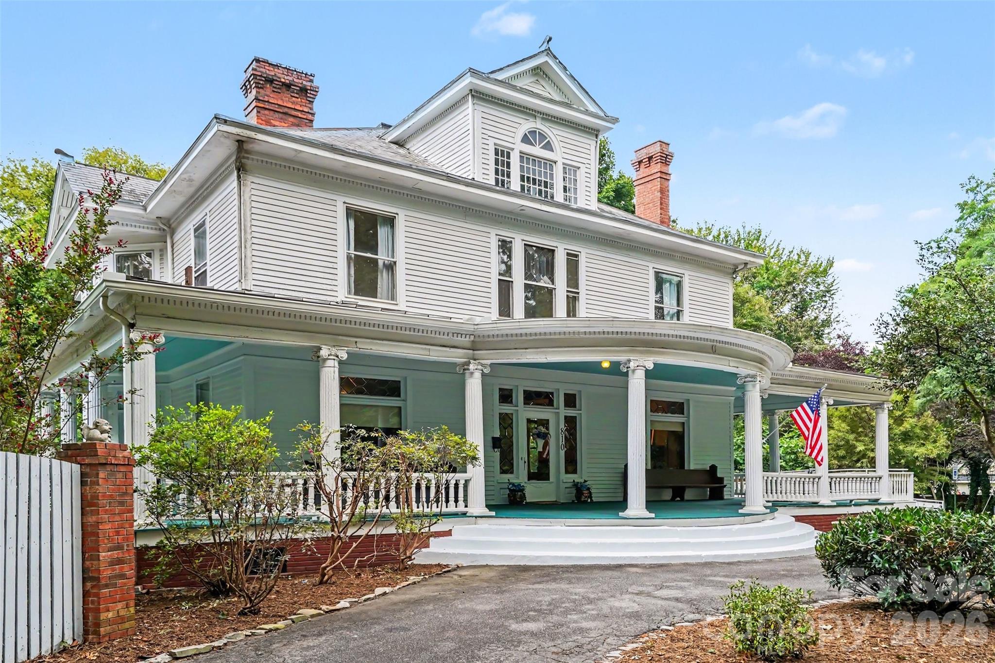 810 E Franklin Street — Monroe