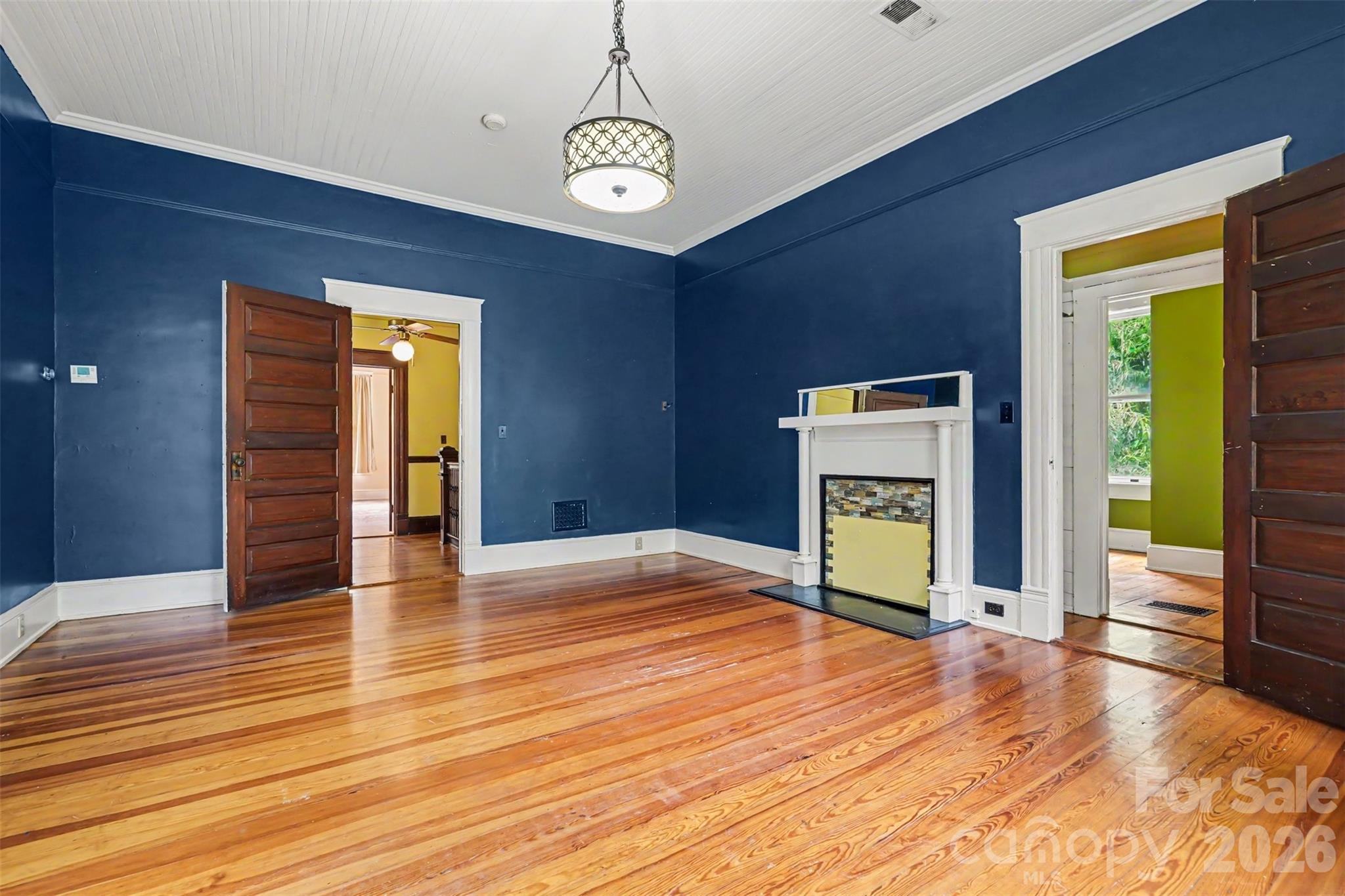 810 E Franklin Street — Monroe