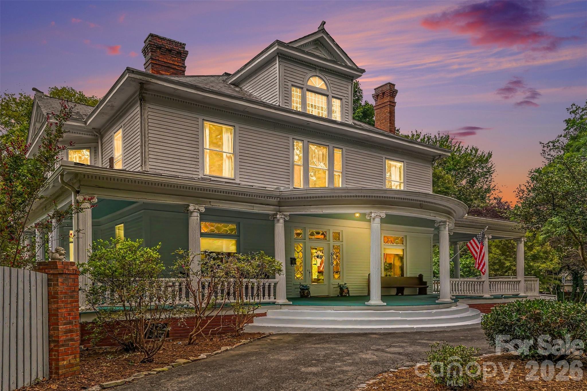 810 E Franklin Street — Monroe