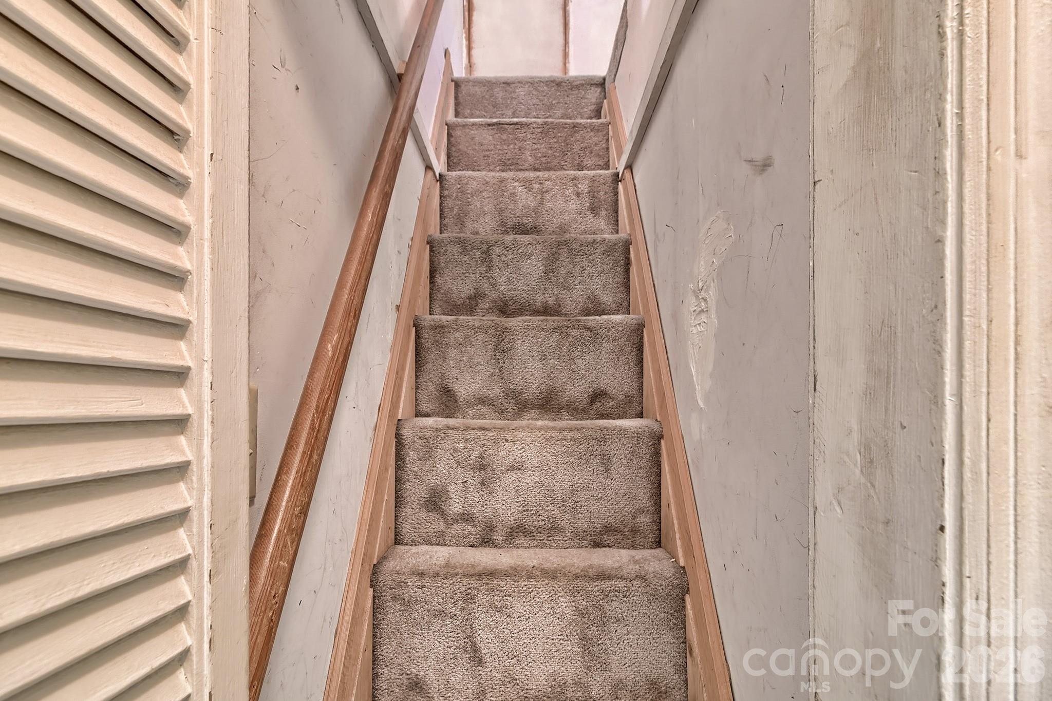 131 Santa Barbara Court — West Columbia