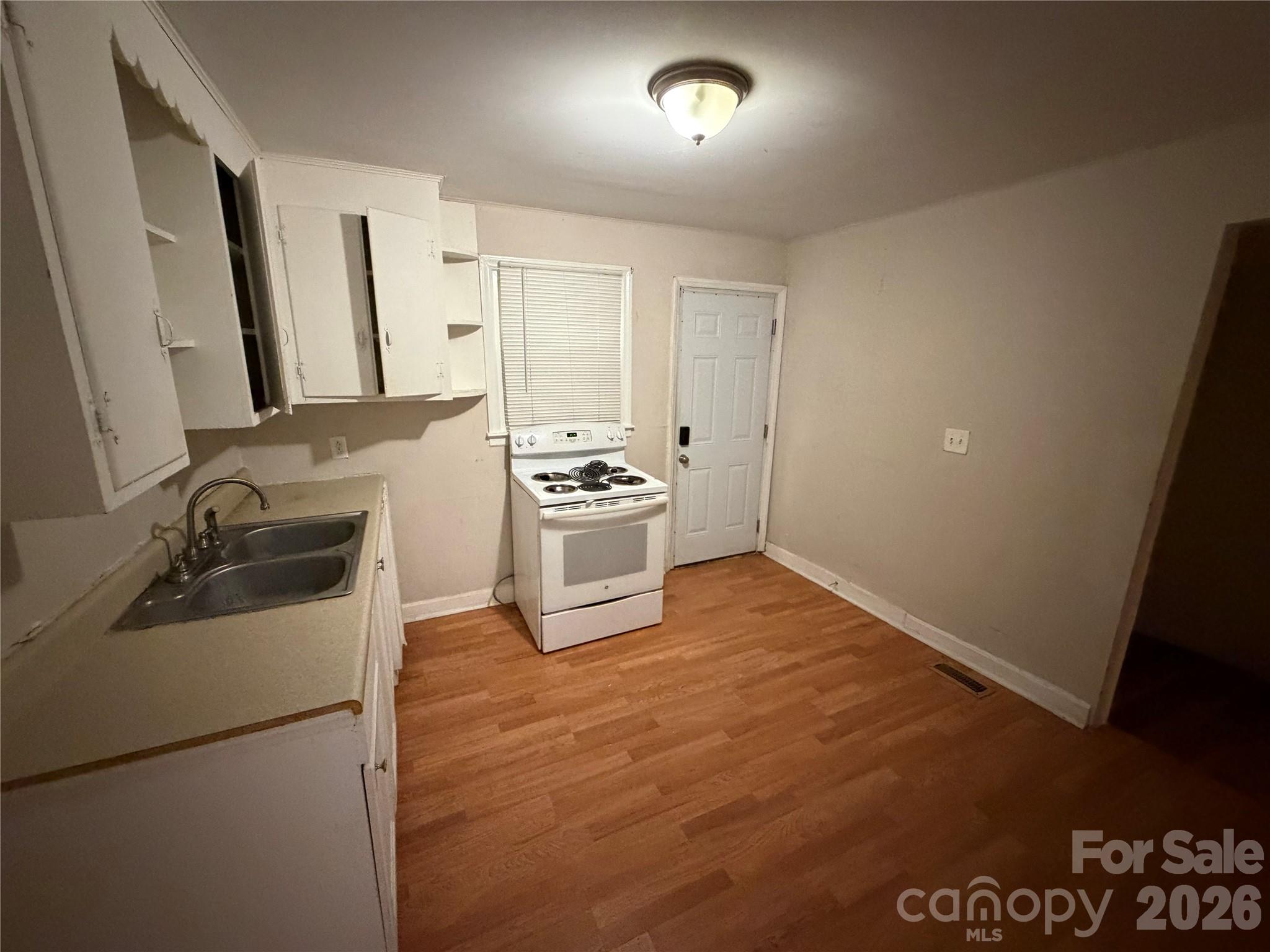2558 Milton Avenue — Gastonia