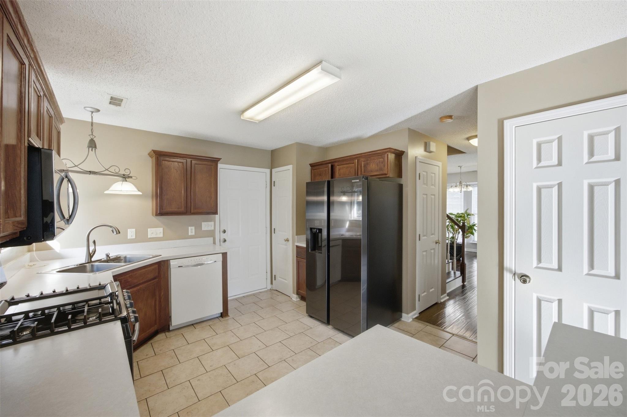 109 Clairwood Drive — Mount Holly