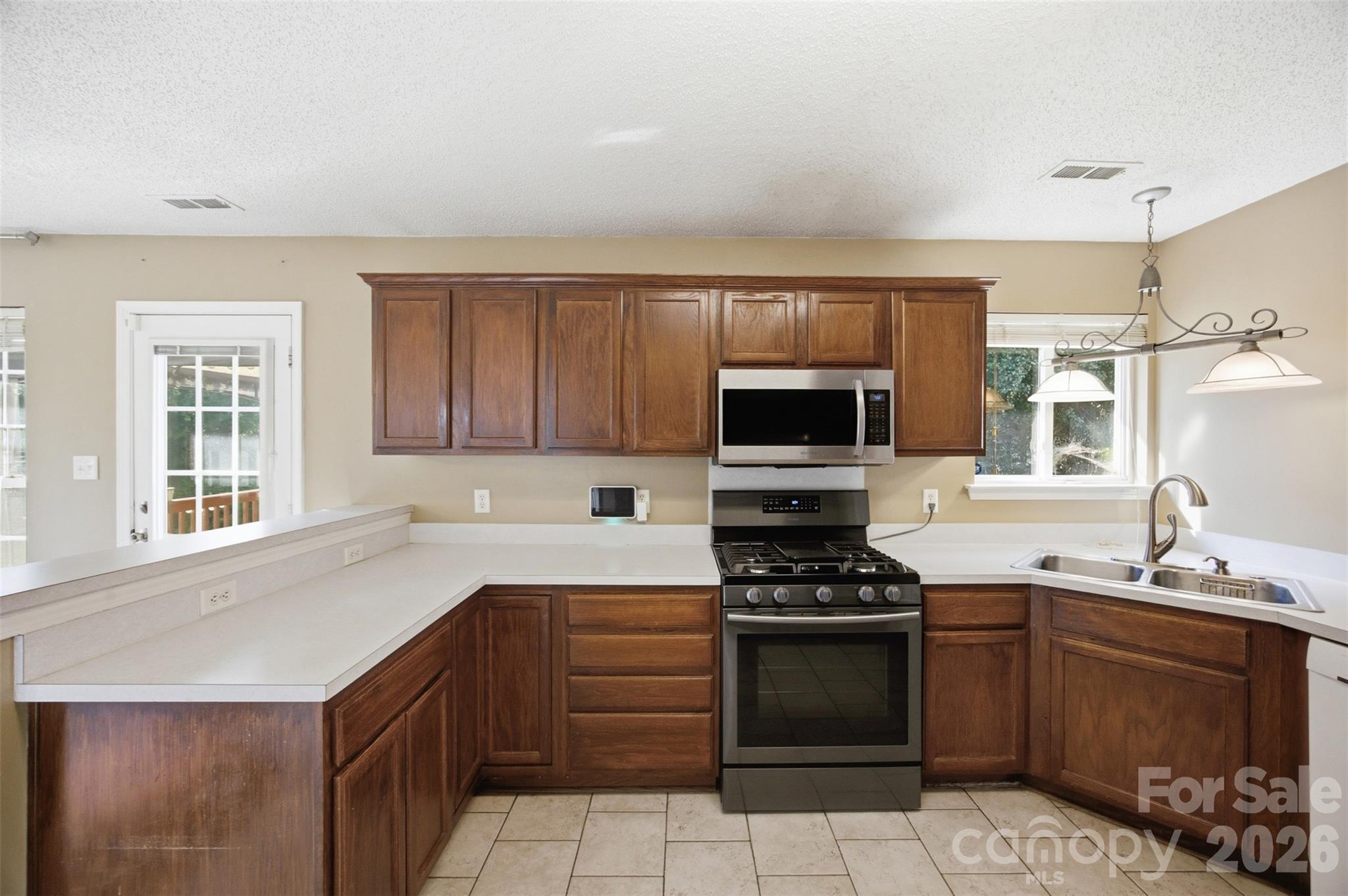 109 Clairwood Drive — Mount Holly