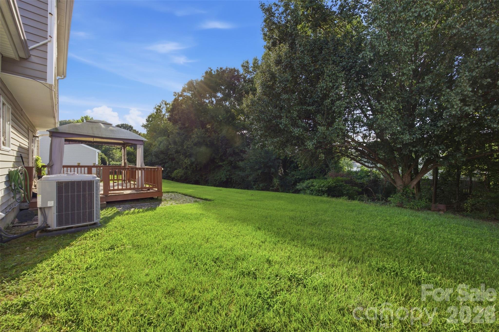 109 Clairwood Drive — Mount Holly